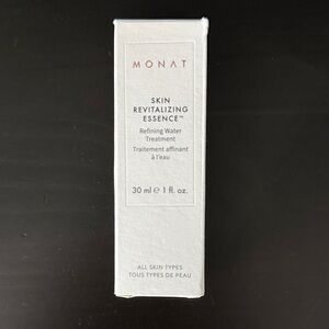 Monat Skin Revitalizing Essence - White